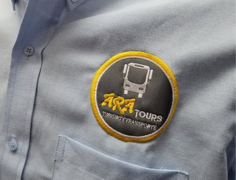 Camisas Oxford Bordadas Bordado de logo empresarial con precisión